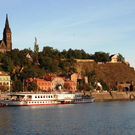 Spa Spa Apartments Vysehrad Prag Eksteriør billede