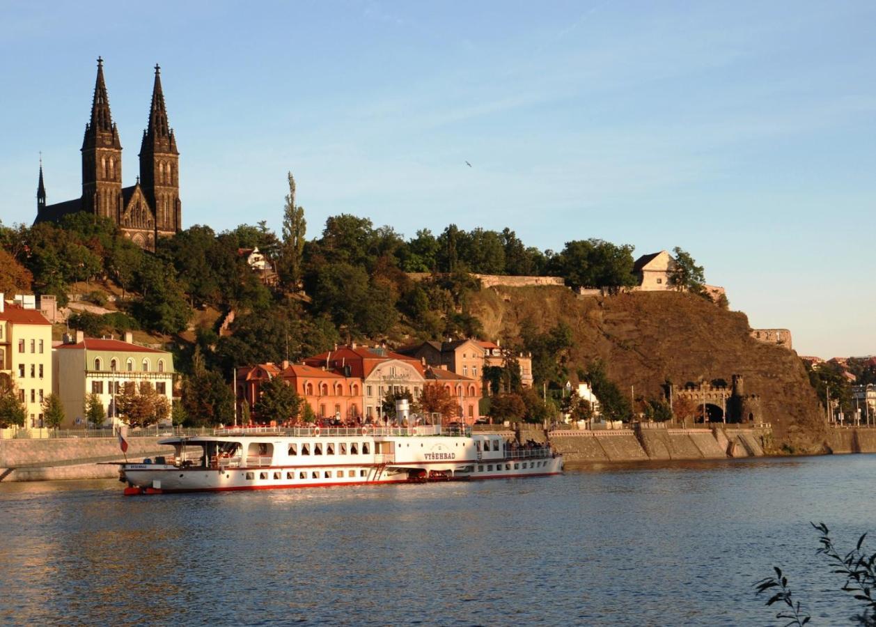 Spa Spa Apartments Vysehrad Prag Eksteriør billede